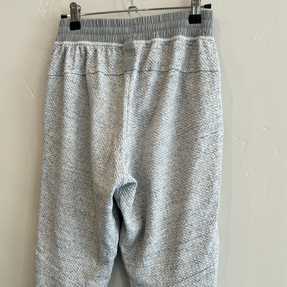 Lululemon At Ease Jogger - Picture 11 of 16